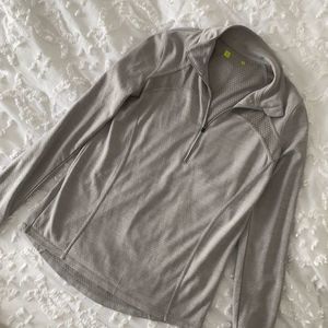 Xersion Grey Half Zip Pullover Hoodie Workout‎ Small Thumb Holes